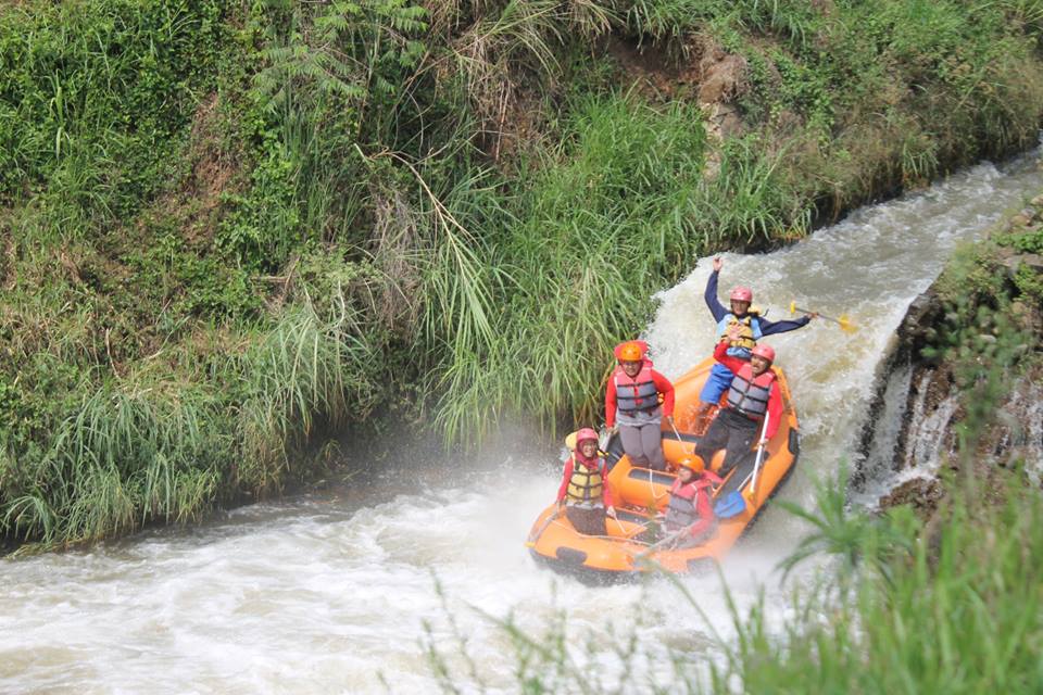 PAKET OUTBOUND RAFTING (5)